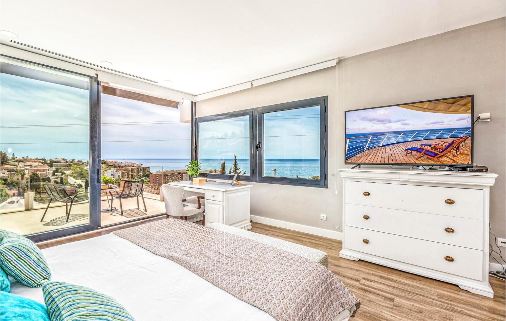 Awesome Home In Cala Del Moral With Kitchen La Cala Del Moral Esterno foto