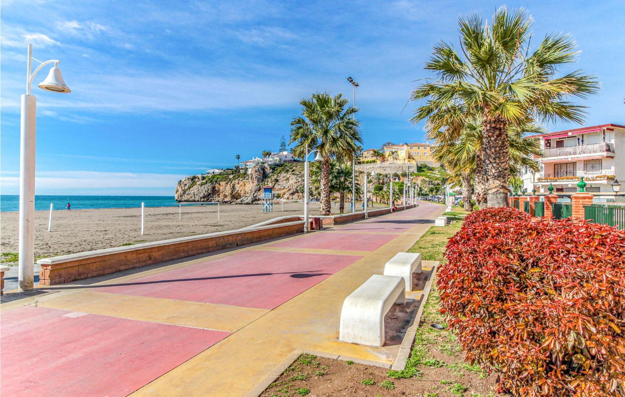 Awesome Home In Cala Del Moral With Kitchen La Cala Del Moral Esterno foto